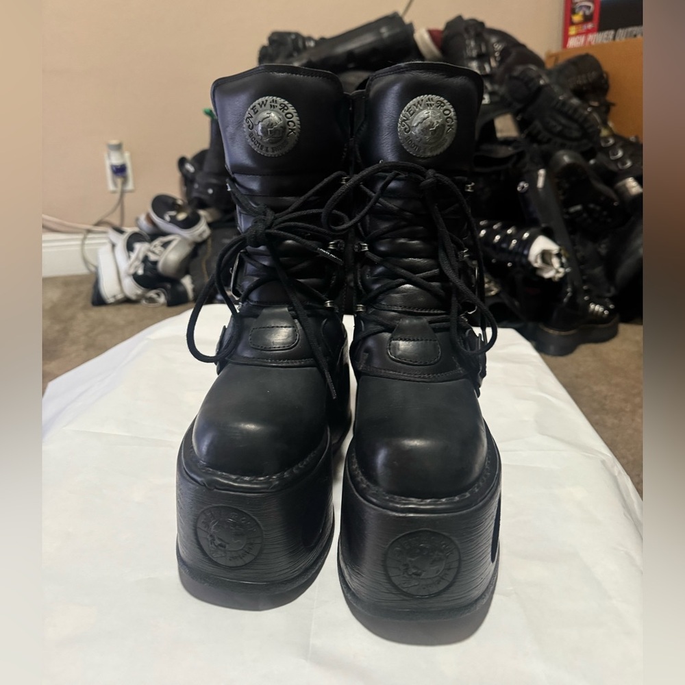 NEW ROCK BLACK PLATFORMS - Picture 4 of 5